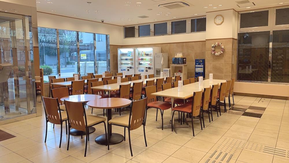 Toyoko Inn Osaka Sakai-Higashi-Eki Сакаи Экстерьер фото