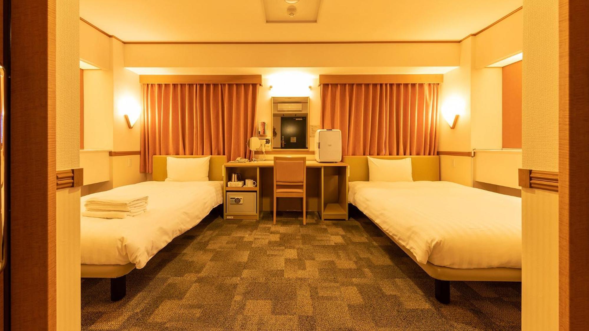 Toyoko Inn Osaka Sakai-Higashi-Eki Сакаи Номер фото